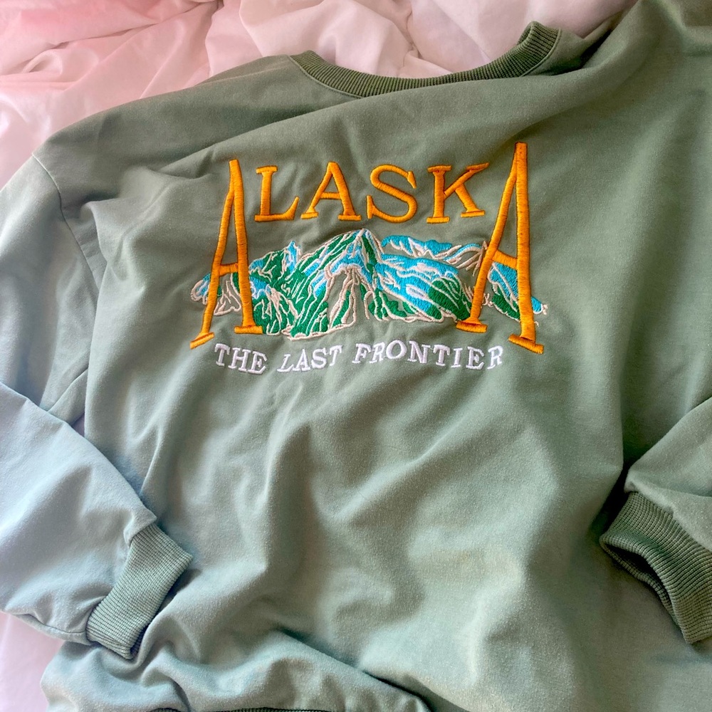 Alaska sweater